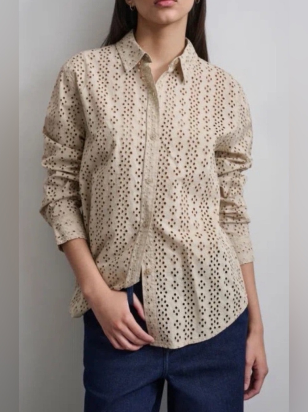 DKNY Jeans Women’s Beige Cotton Eyelet Button Up Shirt